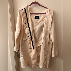 Everlane rain trench